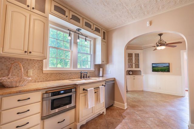 403 Dudley Street, Cleveland, TX 77327