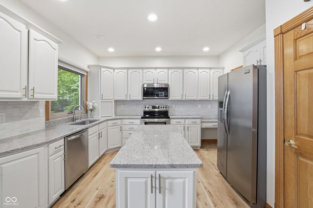 1520 Nantucket Drive, Cicero, IN 46034