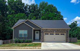 540 Lucky Ln, Clarksville, TN 37042