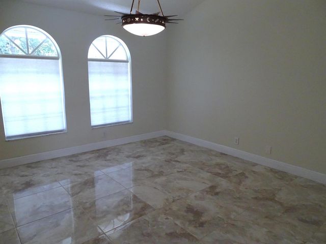 6325 Winding Lake Drive, Jupiter, FL 33458