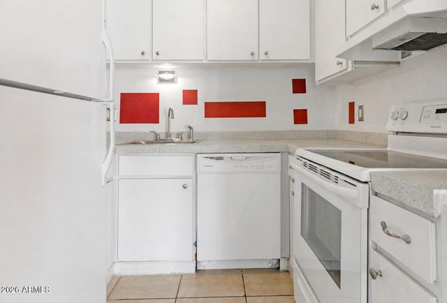 1006 E Osborn Road D, Phoenix, AZ 85014