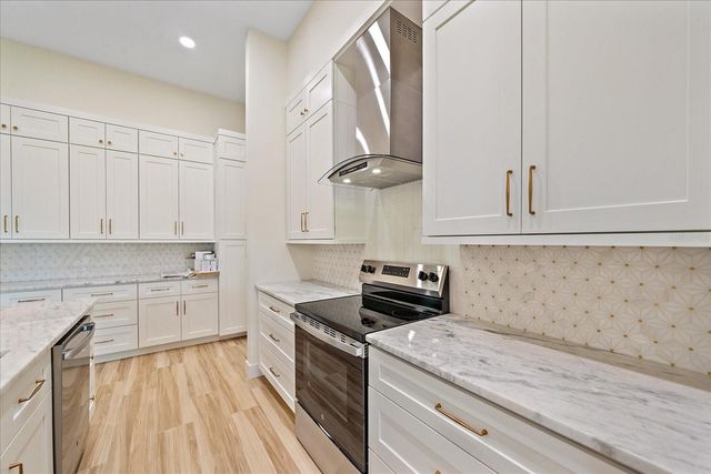 2264 MUSIC LANE, North Port, FL 34286