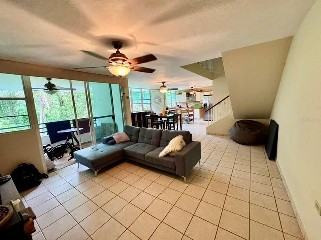 1 MEDIA LUNA 2603, Carolina, PR 00987