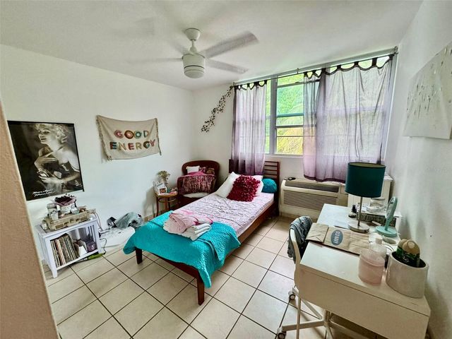 1 MEDIA LUNA 2603, Carolina, PR 00987