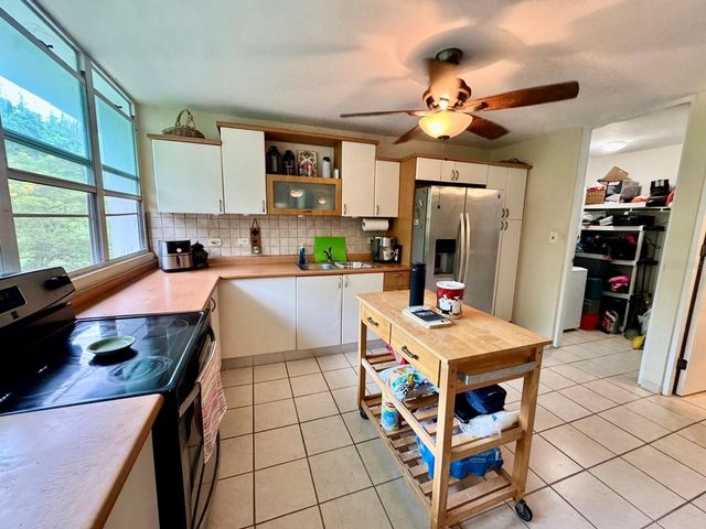 1 MEDIA LUNA 2603, Carolina, PR 00987