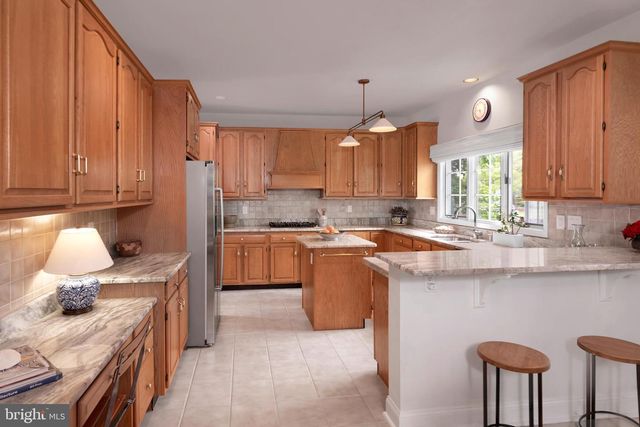 4 COOKS CORNER, Plainsboro, NJ 08536