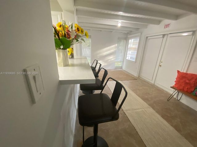 1110 119th 0, Biscayne Park, FL 33161