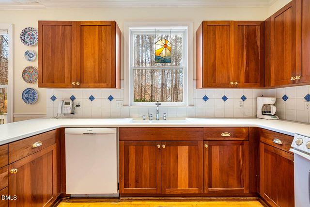 105 Bristol Drive, Chapel Hill, NC 27516