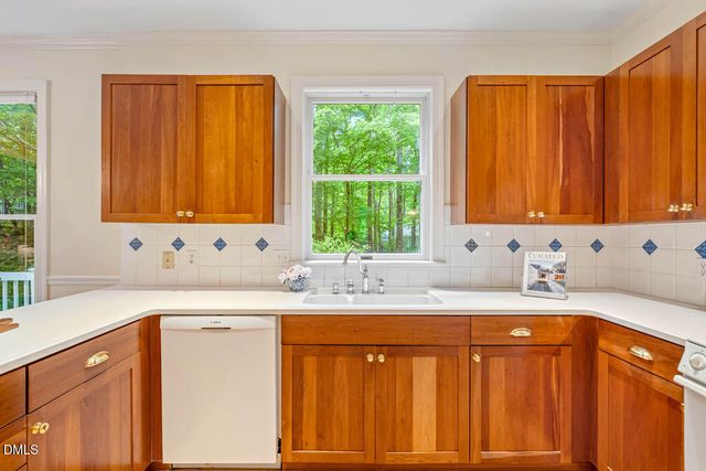 105 Bristol Drive, Chapel Hill, NC 27516