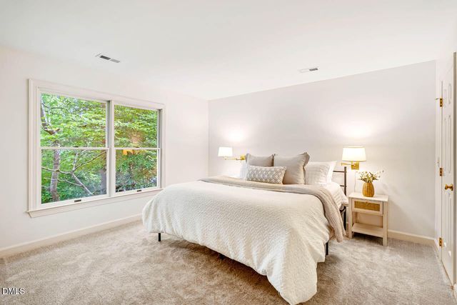 105 Bristol Drive, Chapel Hill, NC 27516