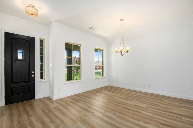 6033 Mango, Sanger, TX 76266