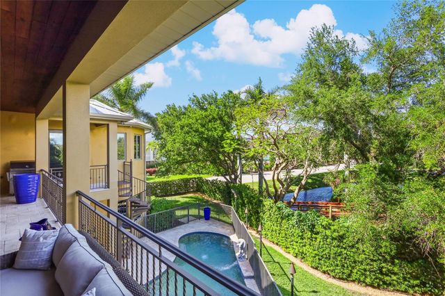 7158 HAWKS HARBOR CIRCLE, Bradenton, FL 34207