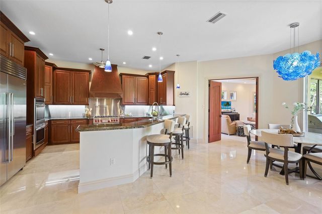 7158 HAWKS HARBOR CIRCLE, Bradenton, FL 34207