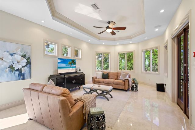 7158 HAWKS HARBOR CIRCLE, Bradenton, FL 34207