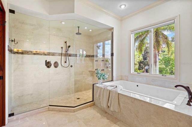 7158 HAWKS HARBOR CIRCLE, Bradenton, FL 34207