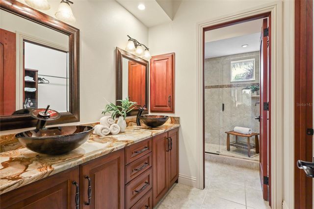 7158 HAWKS HARBOR CIRCLE, Bradenton, FL 34207