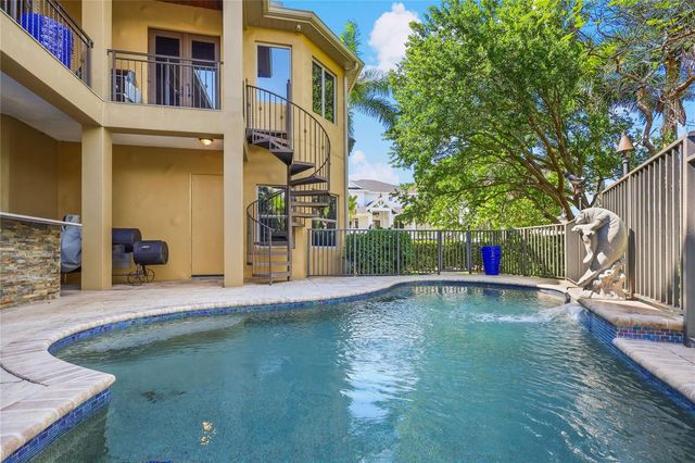 7158 HAWKS HARBOR CIRCLE, Bradenton, FL 34207