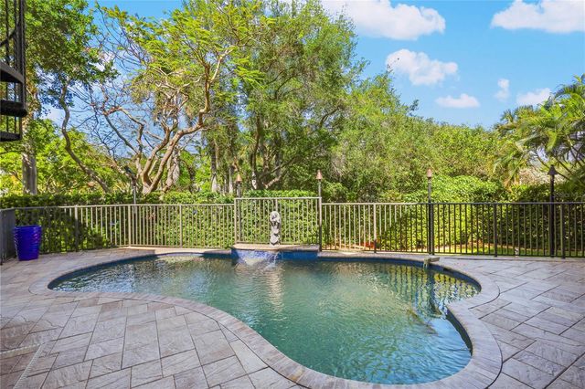 7158 HAWKS HARBOR CIRCLE, Bradenton, FL 34207