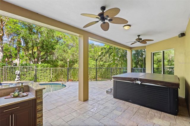 7158 HAWKS HARBOR CIRCLE, Bradenton, FL 34207