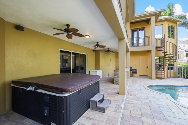 7158 HAWKS HARBOR CIRCLE, Bradenton, FL 34207