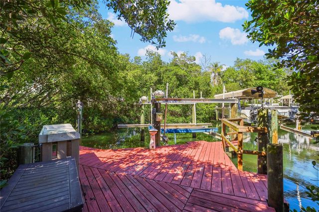 7158 HAWKS HARBOR CIRCLE, Bradenton, FL 34207