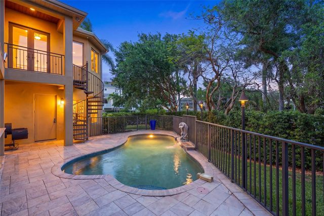 7158 HAWKS HARBOR CIRCLE, Bradenton, FL 34207