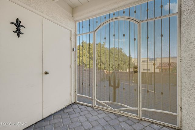 10169 E Chevelon Street, Tucson, AZ 85748