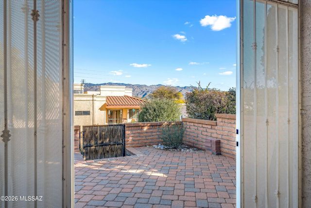 10169 E Chevelon Street, Tucson, AZ 85748