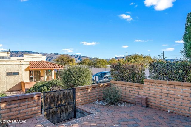 10169 E Chevelon Street, Tucson, AZ 85748