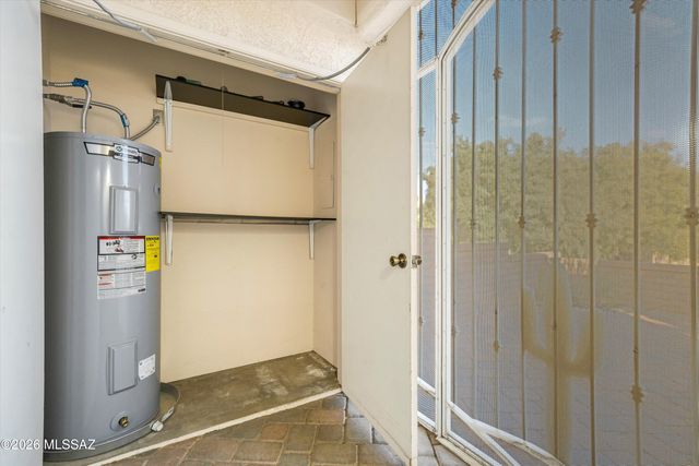 10169 E Chevelon Street, Tucson, AZ 85748