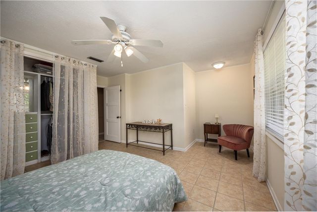 450 NW 58TH STREET, Gainesville, FL 32607