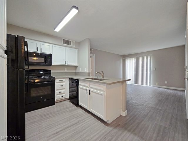 3038 Tarpon Drive 203, Las Vegas, NV 89120