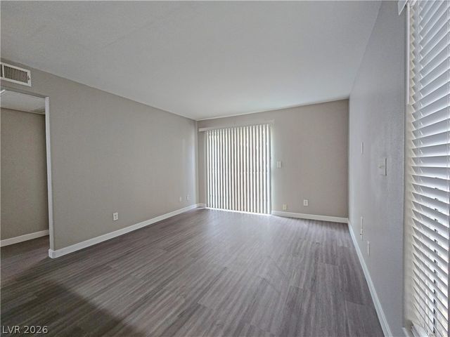 3038 Tarpon Drive 203, Las Vegas, NV 89120
