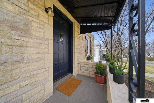 1501 Smith Street, Lincoln, NE 68502