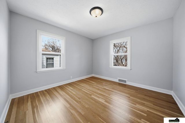 1501 Smith Street, Lincoln, NE 68502