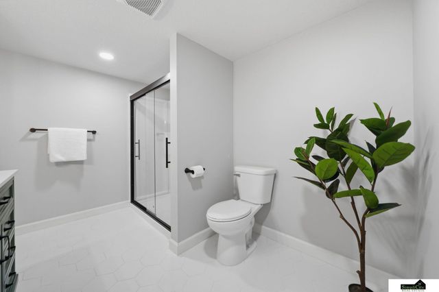 1501 Smith Street, Lincoln, NE 68502