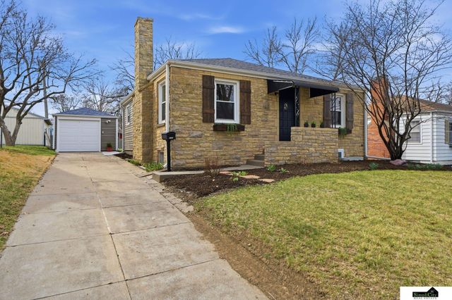 1501 Smith Street, Lincoln, NE 68502