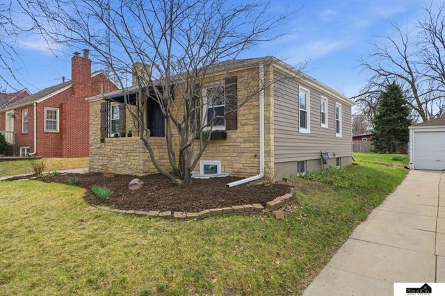 1501 Smith Street, Lincoln, NE 68502