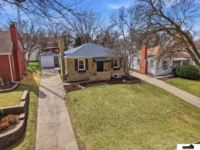 1501 Smith Street, Lincoln, NE 68502