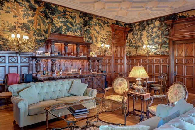 127 Harrison Avenue 2, Newport, RI 02840