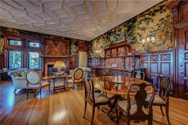 127 Harrison Avenue 2, Newport, RI 02840