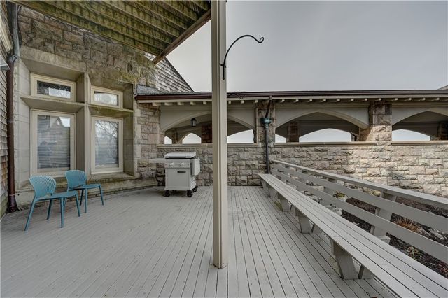 127 Harrison Avenue 2, Newport, RI 02840