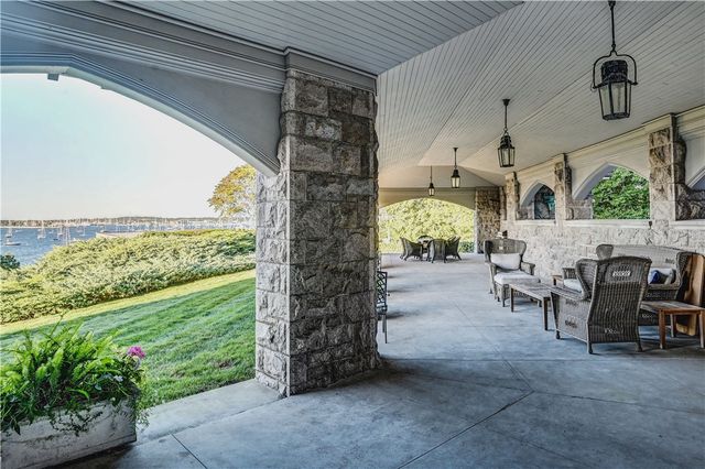 127 Harrison Avenue 2, Newport, RI 02840