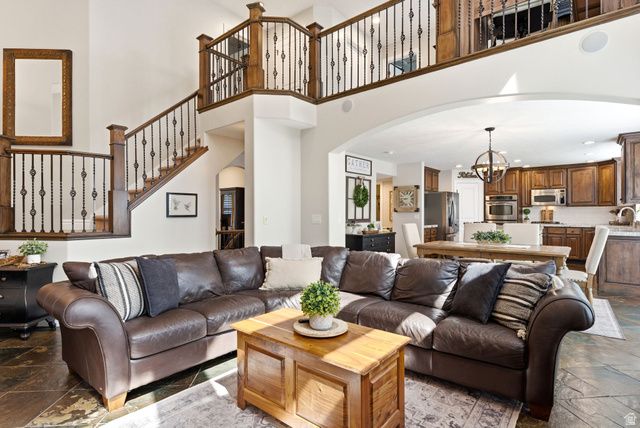 13223 S CHERRY CREST DR, Draper, UT 84020