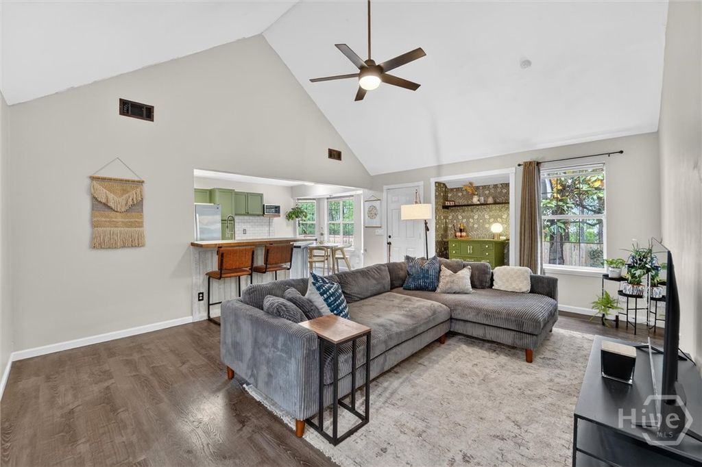 Image 7 of property listing at 151 Sugar Mill Circle, Savannah, GA 31419