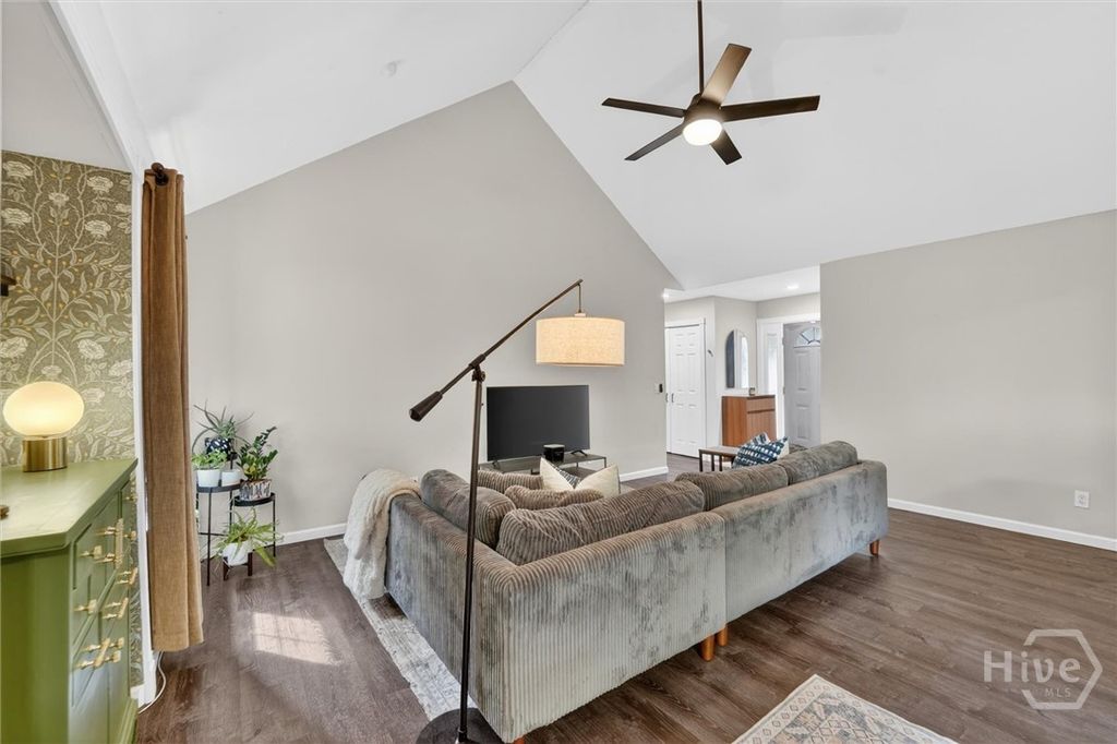Image 8 of property listing at 151 Sugar Mill Circle, Savannah, GA 31419