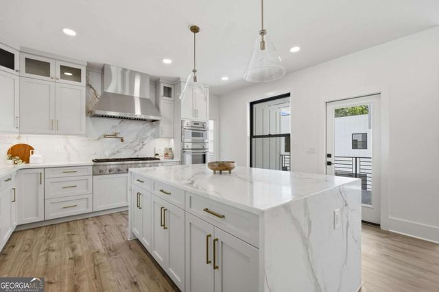 419 Westside Drive, Roswell, GA 30075