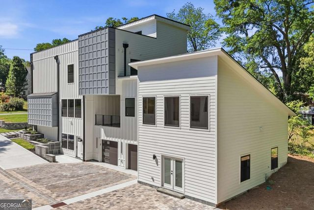 419 Westside Drive, Roswell, GA 30075