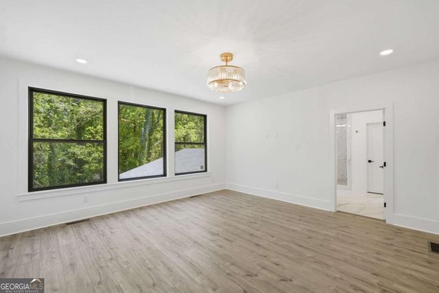 419 Westside Drive, Roswell, GA 30075