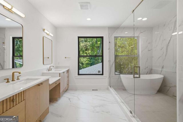 419 Westside Drive, Roswell, GA 30075